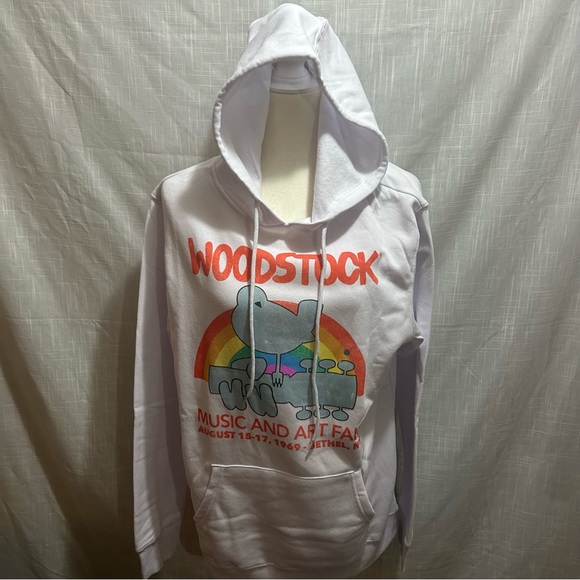 Woodstock sweatshirt M  NWT - Picture 4 of 5